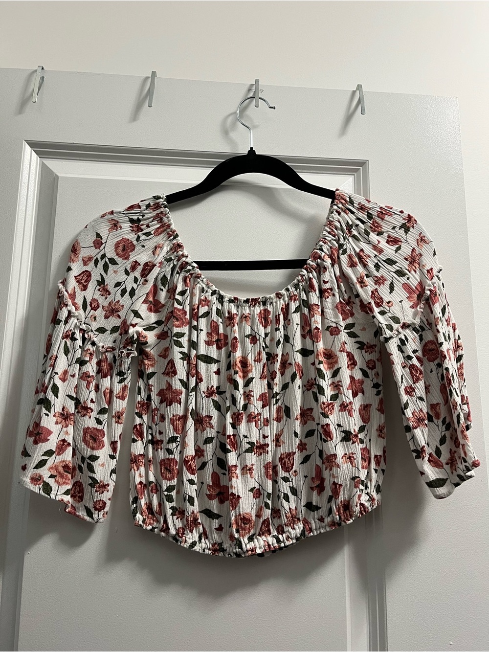 Streetwear Society White Off-Shoulder Top with Rose Print